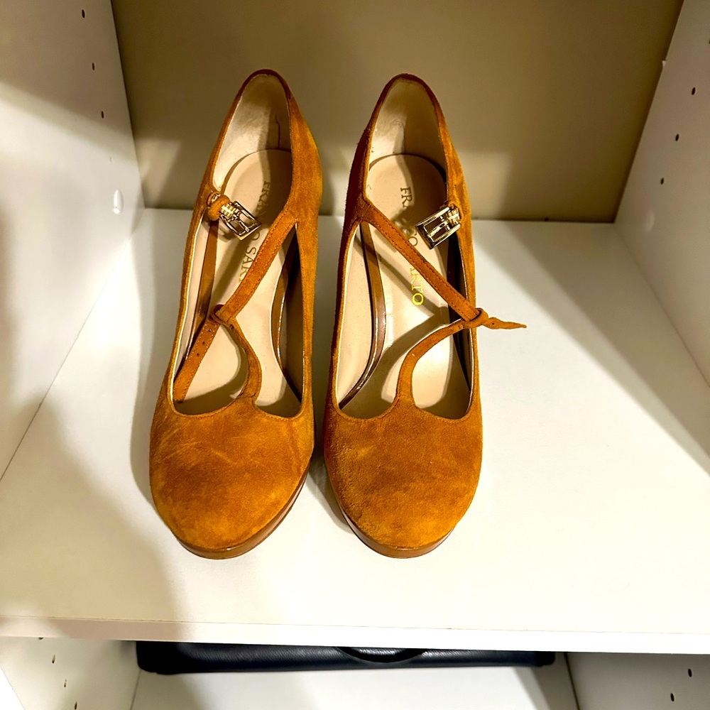 Tan Mary Jane style heel